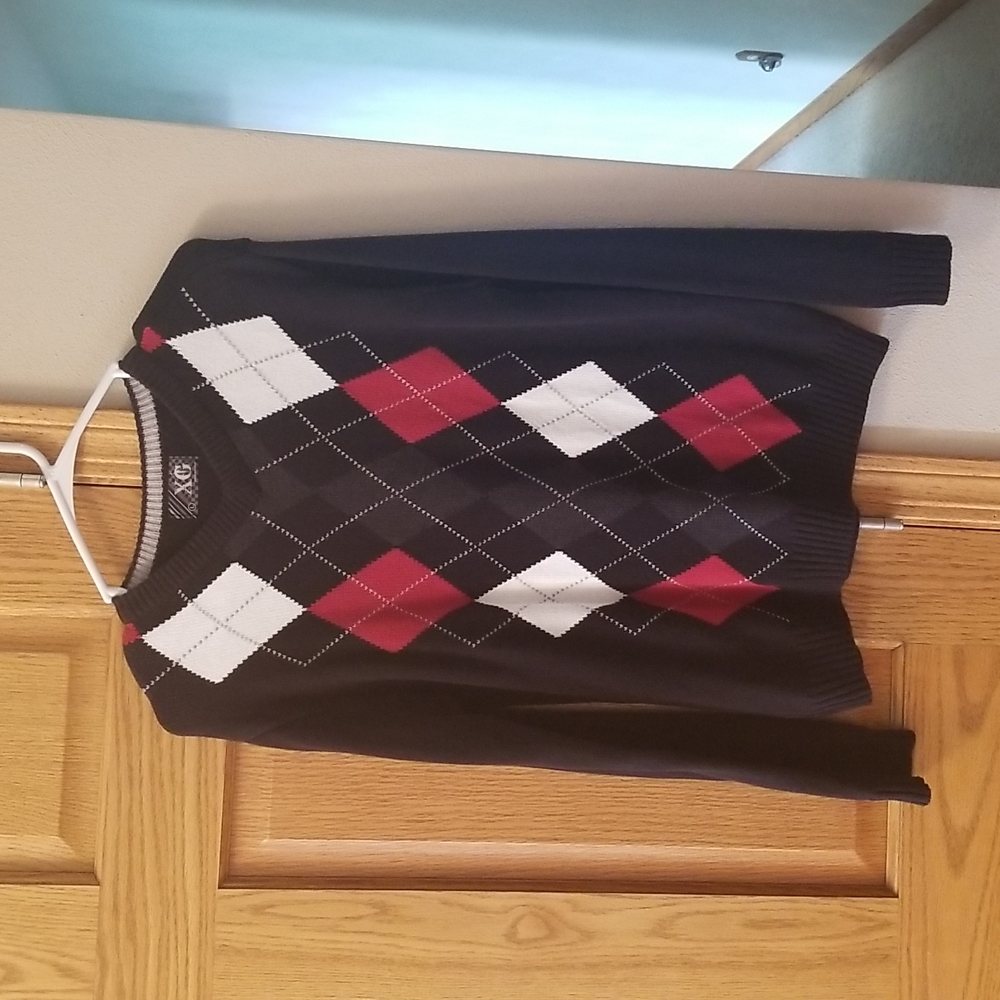 Boy's Large XG Red, Black and Off-White Argyle Christmas Holiday Sweater